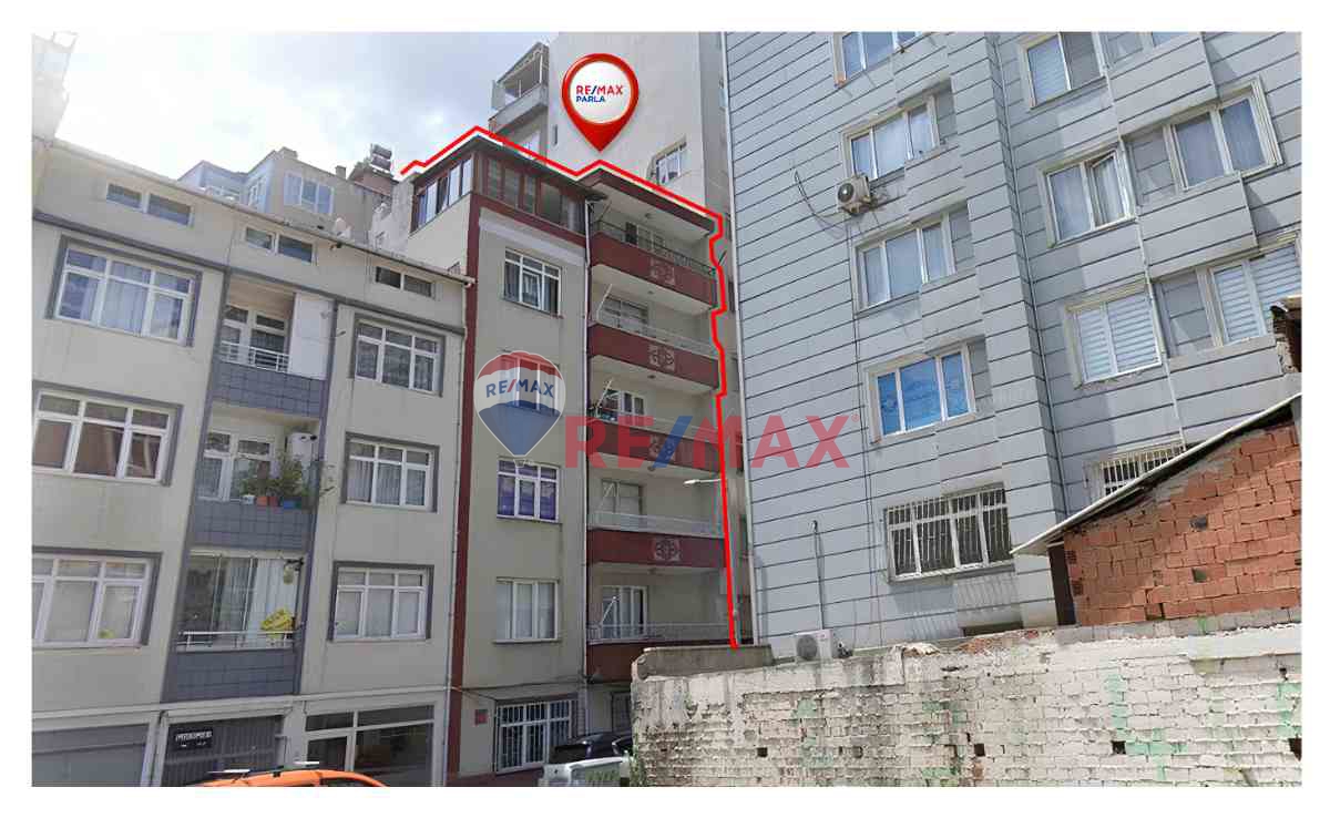 KOMPLE SATILIK BİNA VE ARSASI