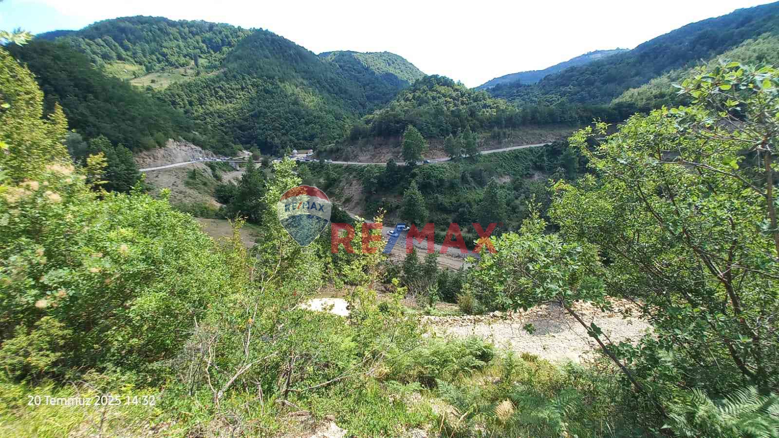 GÖLALANDA KISA SÜRELİĞİNE FIRSAT TARLA