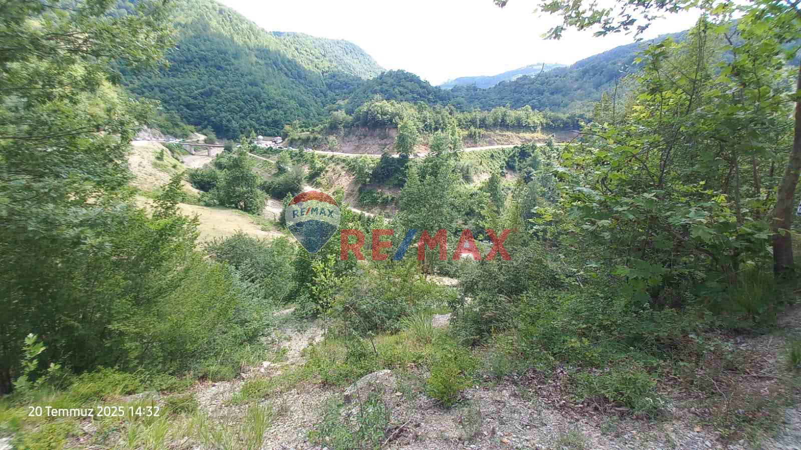 GÖLALANDA KISA SÜRELİĞİNE FIRSAT TARLA