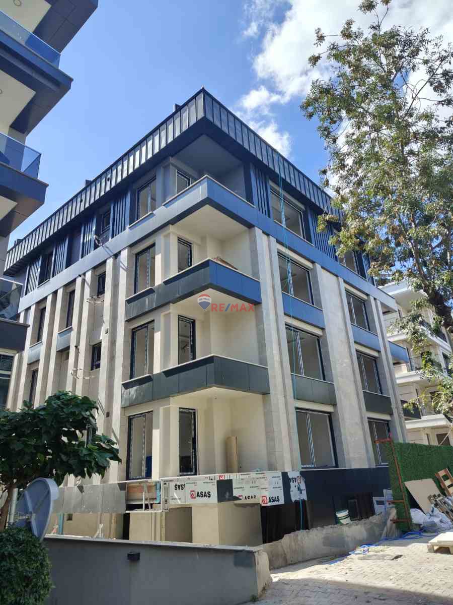 REMAX BILLUR BAKAN'DAN DENIZ MANZARALI LÜKS 5+1 DUBLEX