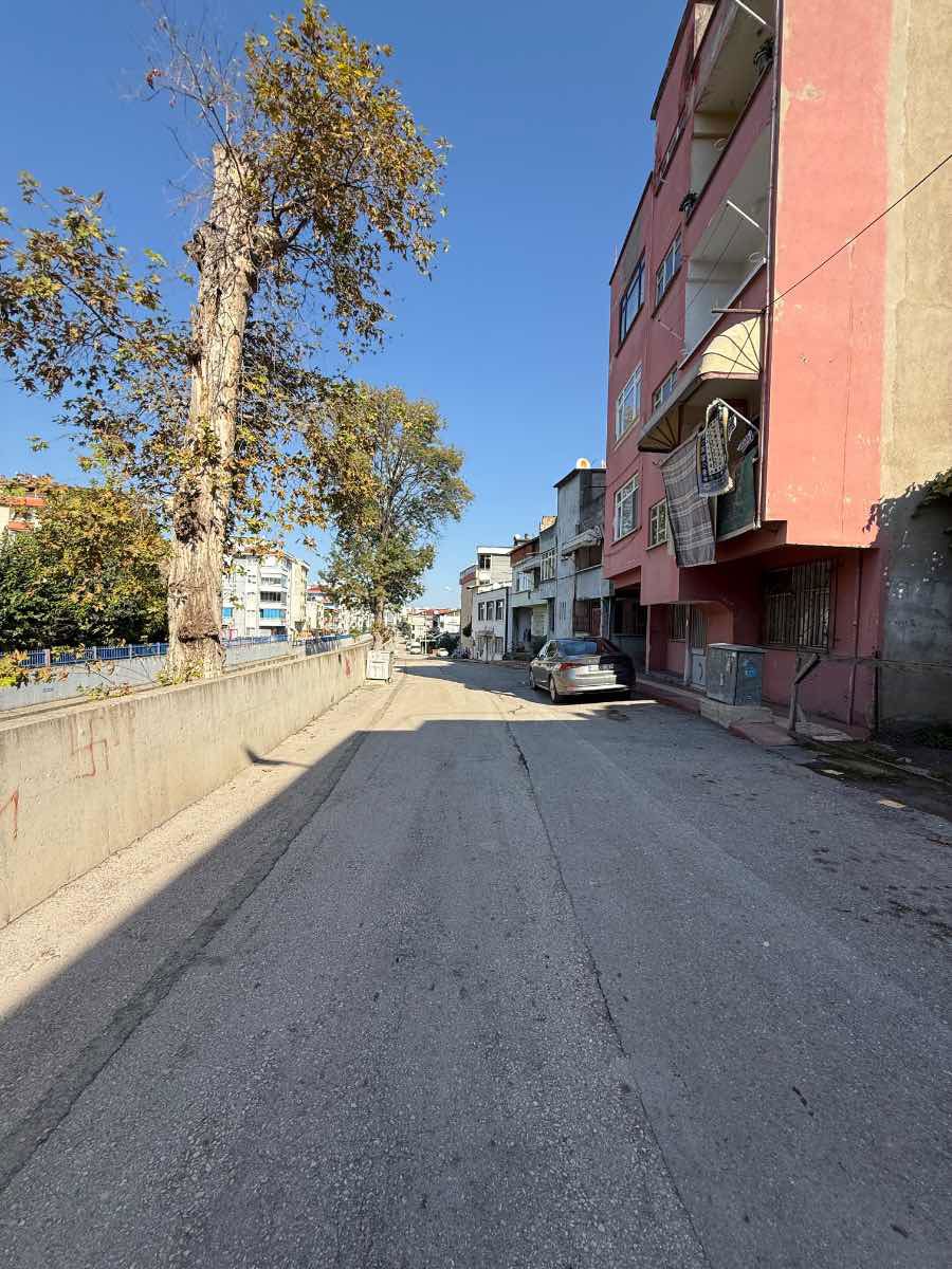 DEREBAHÇEDE KAT KARŞILIĞI FIRSAT IMARLI ARSA