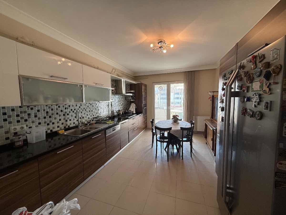 HÜRRİYET MAH. SATILIK HAVUZLU 3+1 DAİRE