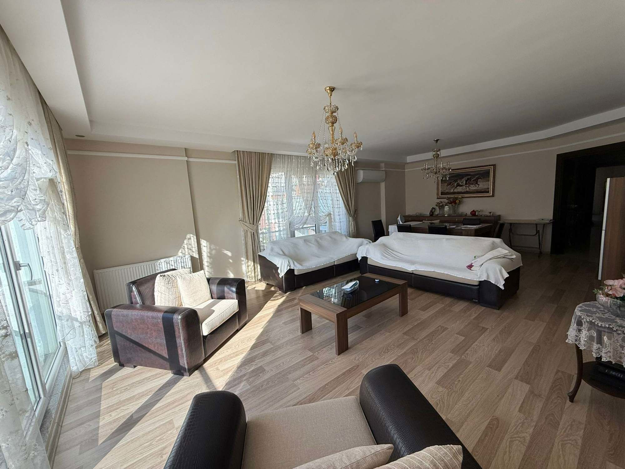 HÜRRİYET MAH. SATILIK HAVUZLU 3+1 DAİRE