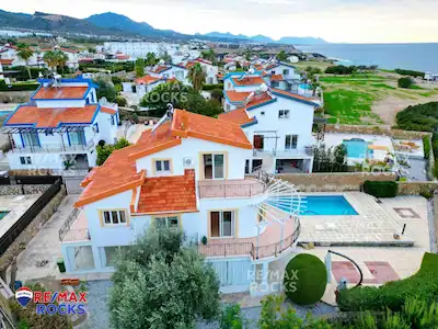 3+1 EKSTRA 137M2 ALANA SAHIP DENIZ MANZARALI EV