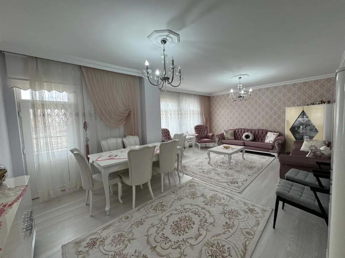 RE/MAX DEĞİŞİMDEN CUMHURİYYET MAH. SATILIK 3+1 DAİRE