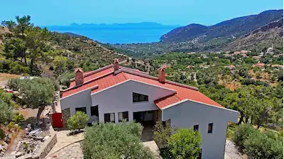 DATÇA MESUDIYE'DE SATILIK 3+1 PANORAMIK DENIZ MANZARALI VILLA