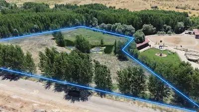 DOĞANŞEHİR ÇAMLICA RESTORANT VE BUNGALOV YANI 13 DÖNÜM MÜSTAKİL TAPU
