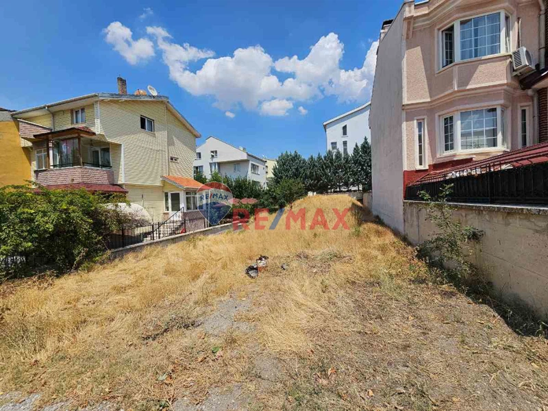 ÇAY YOLU İLKO DA ANA CADDELERE YAKIN 292 M2 ARSA