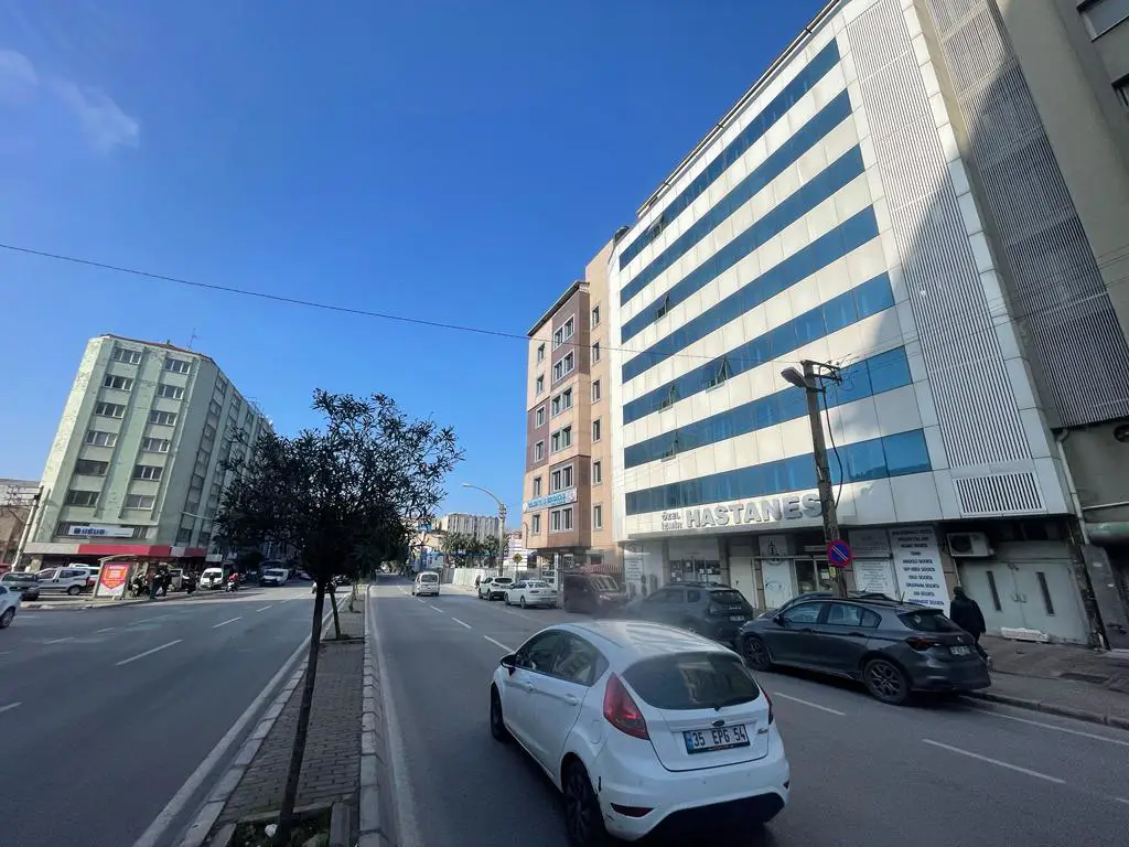 ÖZEL SAĞLIK HASTANESİ İÇİN UYGUN KİRALIK KOMPLE BİNA