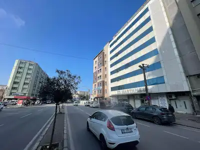 ÖZEL SAĞLIK HASTANESİ İÇİN UYGUN KİRALIK KOMPLE BİNA