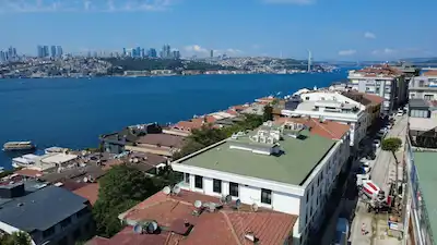 ÜSKÜDAR SULTANTEPE DE MERKEZİ KONUM YENİ BİNA DA 3+1 DAİRE