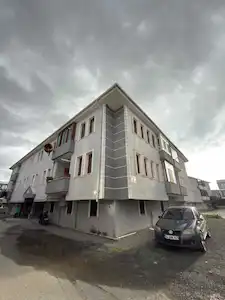 RE/MAX METROPOLİTAN'DAN YAZLIK'TA SİTE İÇERİSİNDE GARAJLI 3+1 GENİŞ DAİRE!!