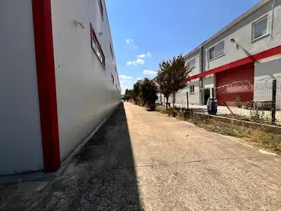 SİLİVRİ ÇANTADA KİRALIK 2.000 M² PRESTİJLİ DEPO