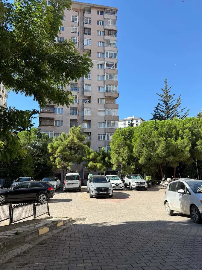 BOSTANCI KAYA SİTESİNDE 3+1 DAİRE