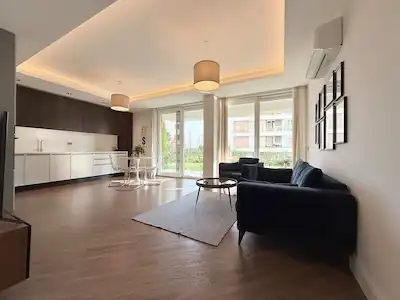KONYAALTI UNCALI'DA SİTE İÇİNDE BAHÇE KATI FULL EŞYALI SATILIK