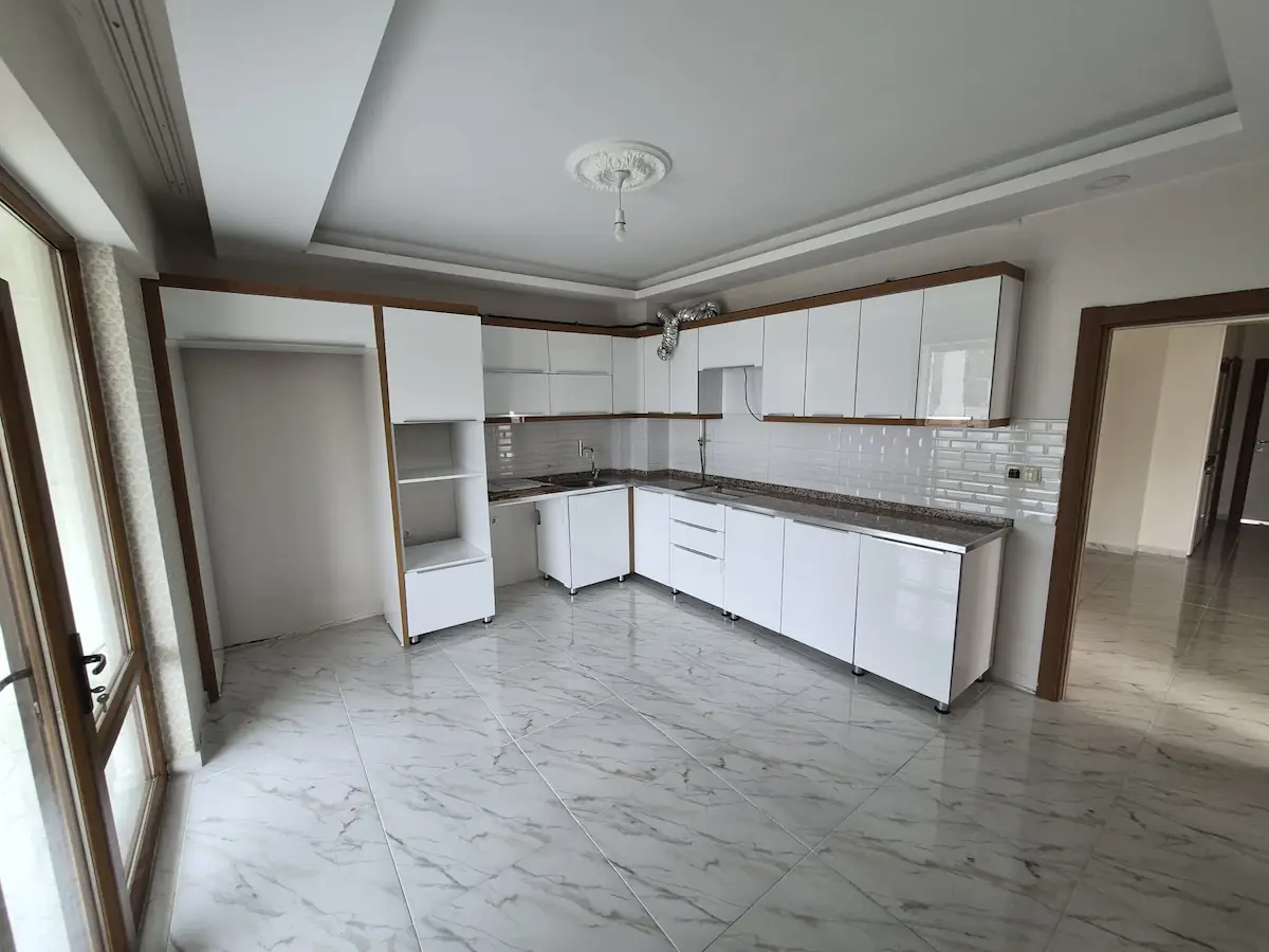 RE/MAX DEĞİŞİMDEN ÇAYDAÇIRA MAHALLESİNDE 3+1 KİRALIK DAİRE