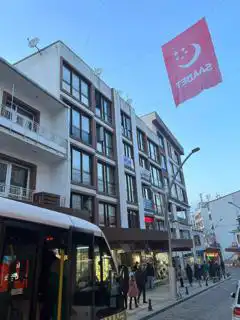 REMAX KANYON ÇARŞI İÇİ ÖN CEPHE OFİS