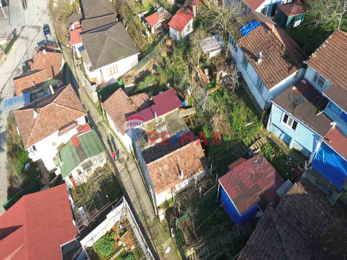 BEYKOZ AKBABA'DA MÜSTAKIL 305M² ARSA