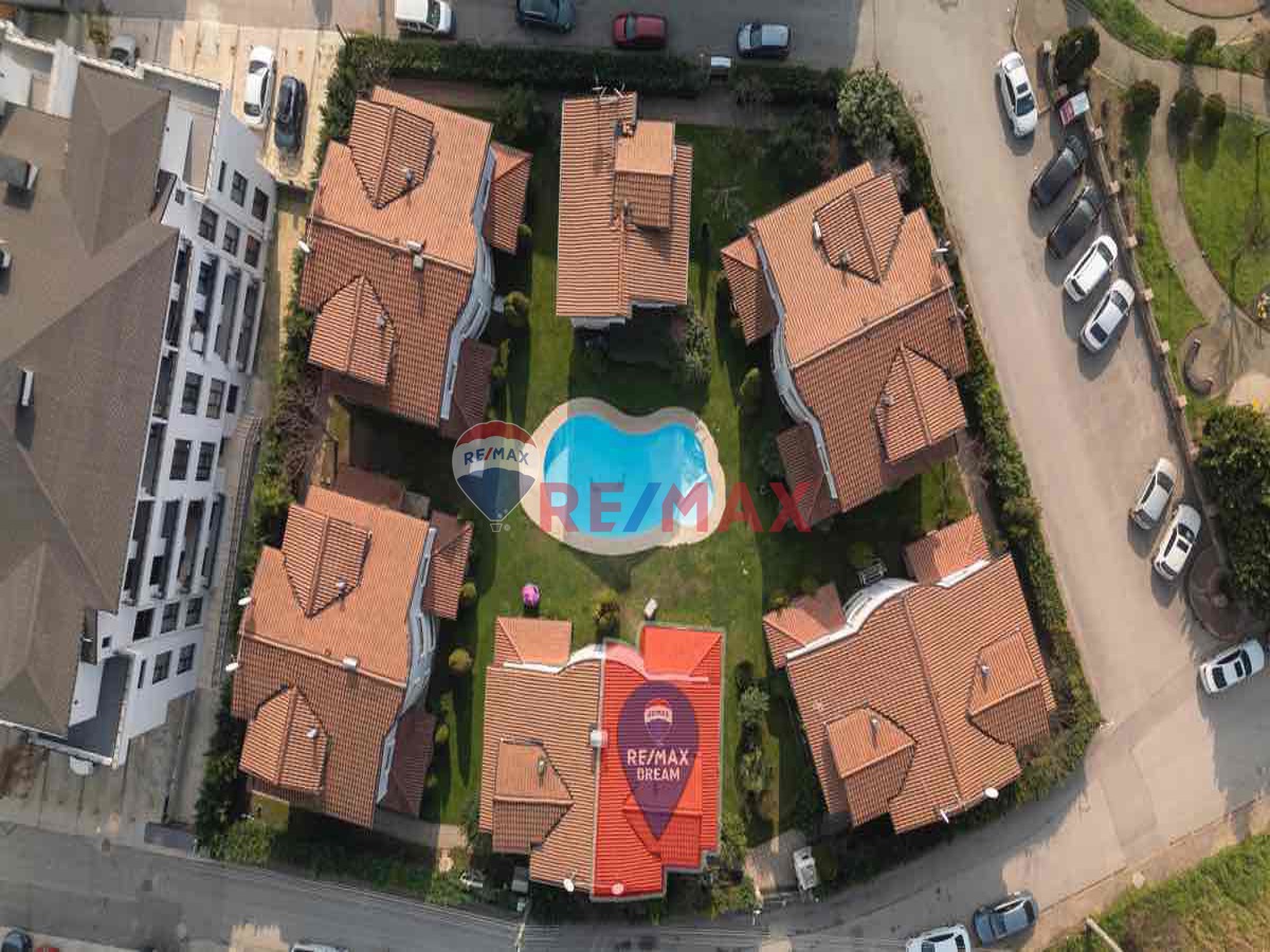 İZMİT PLAJYOLUNDA 4+1 TRİPLEKS SATILIK VİLLA