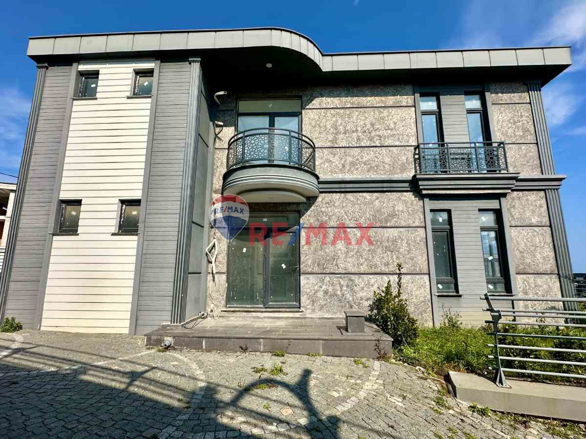 YALINCAK DA 7+1 SATILIK SIFIR TRİPLEKS VİLLA