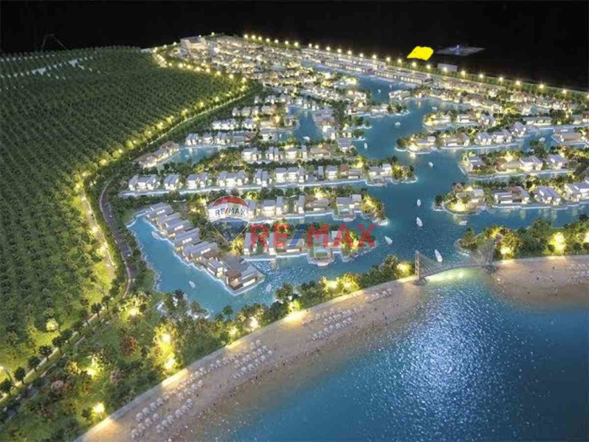 REMAX NATURAL BALIKESİR GÖMEÇ'TE İKİZ VİLLA İMARLI 424 M2 ARSA