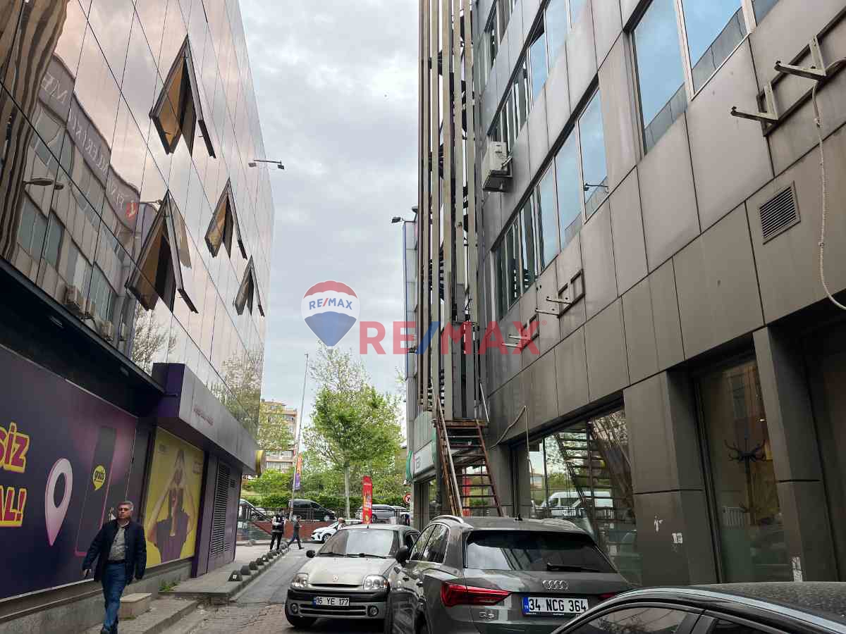 REMAXTİME'DAN ÇOK MERKEZİ KONUMDA KİRALIK 145M2 OFİS 65.000TL