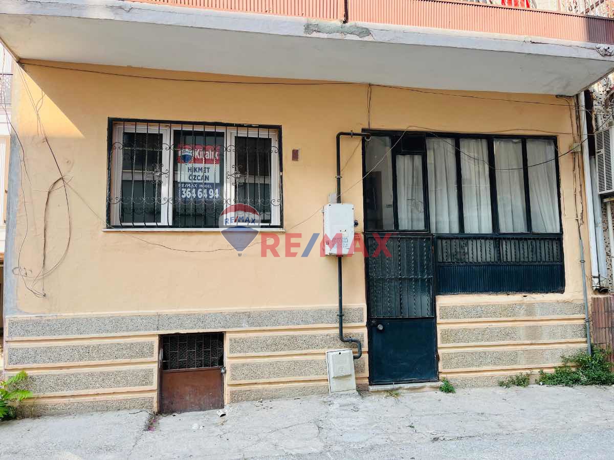 İZMİR BUCA YAYLACIK MH. BAHÇELİ 3+1 KİRALIK DAİRE