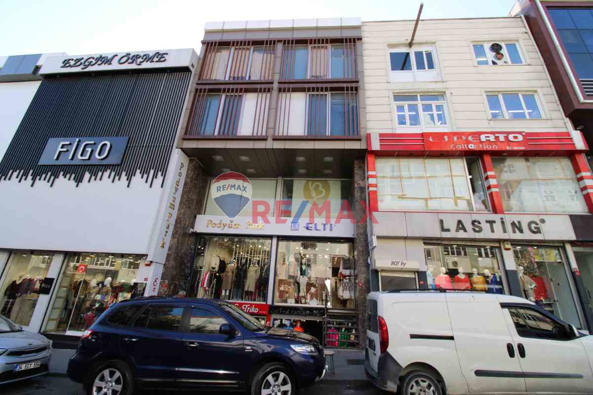 REMAX EBRU'DAN MALTEPE TRİKOCULAR CADDESİNDE 6 KATLI MAĞAZA,ATÖLYE,OFIS