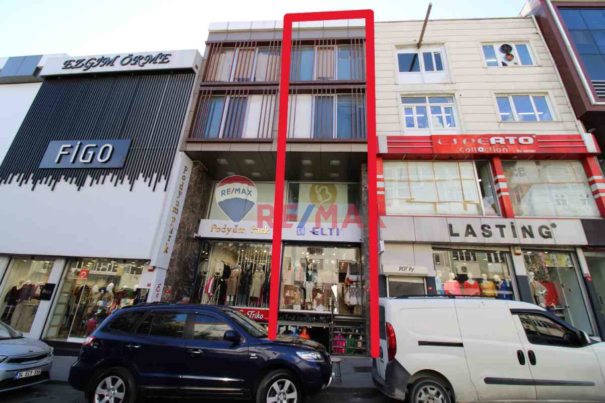 REMAX EBRU'DAN MALTEPE TRİKOCULAR CADDESİNDE 6 KATLI MAĞAZA,ATÖLYE,OFIS