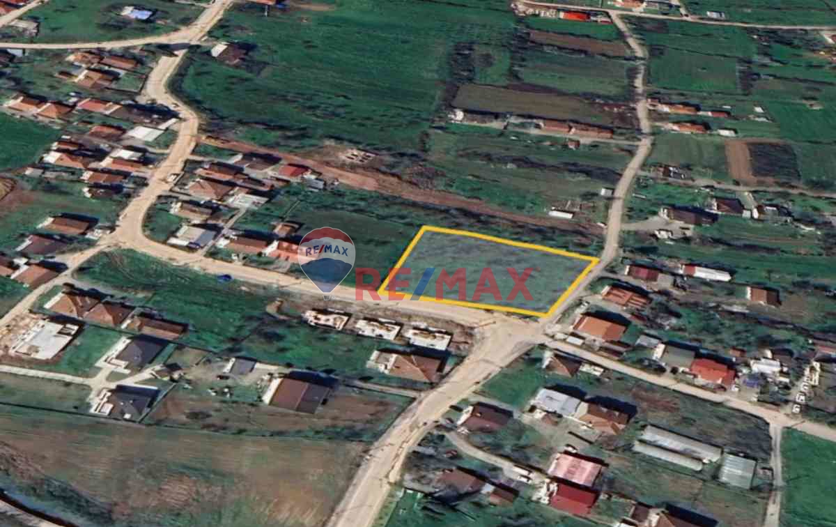 SUADIYE'DE SATILIK MUHTEŞEM ARSA