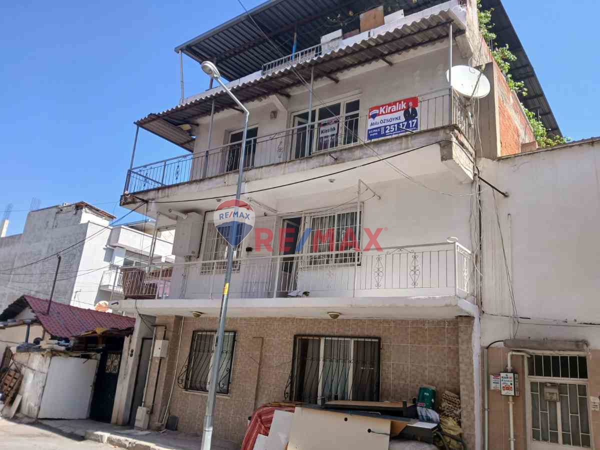BUCA ÇAMLIKULEDE KIRALIK 3+1 DAİRE