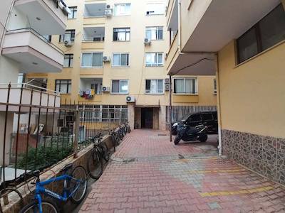 TOSMUR OCE SİTESİNDE DENİZE 250 METRE MESAFEDE SATILIK 2+1 DAİRE