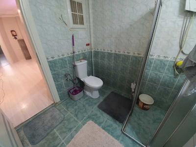 TOSMUR OCE SİTESİNDE DENİZE 250 METRE MESAFEDE SATILIK 2+1 DAİRE