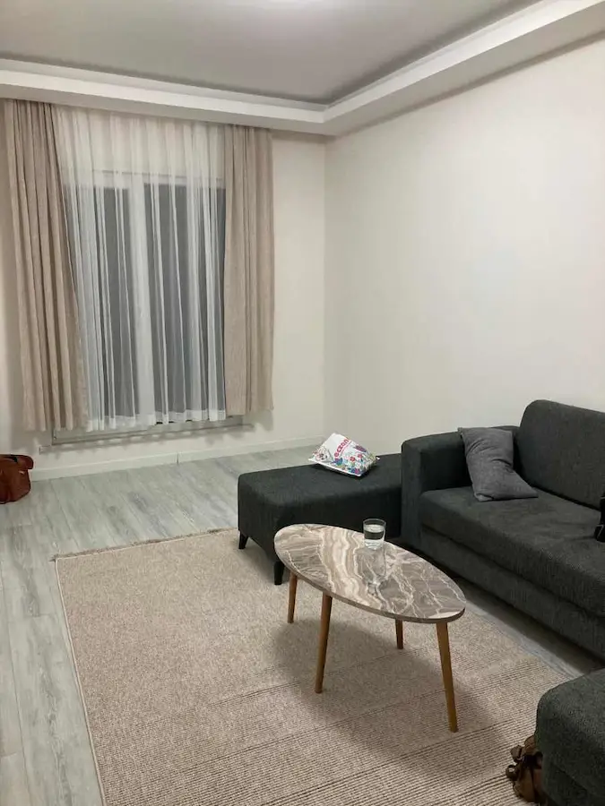 ÜMRANİYE ÇARŞI MELTEM PARK SİTESİ METROYA YAKINSATILIK 2+1 DAİRE