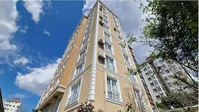 ŞERİFALİ'NİN KALBİNDE, FİNANS MERKEZİ KOMŞUSU SATILIK 3+1