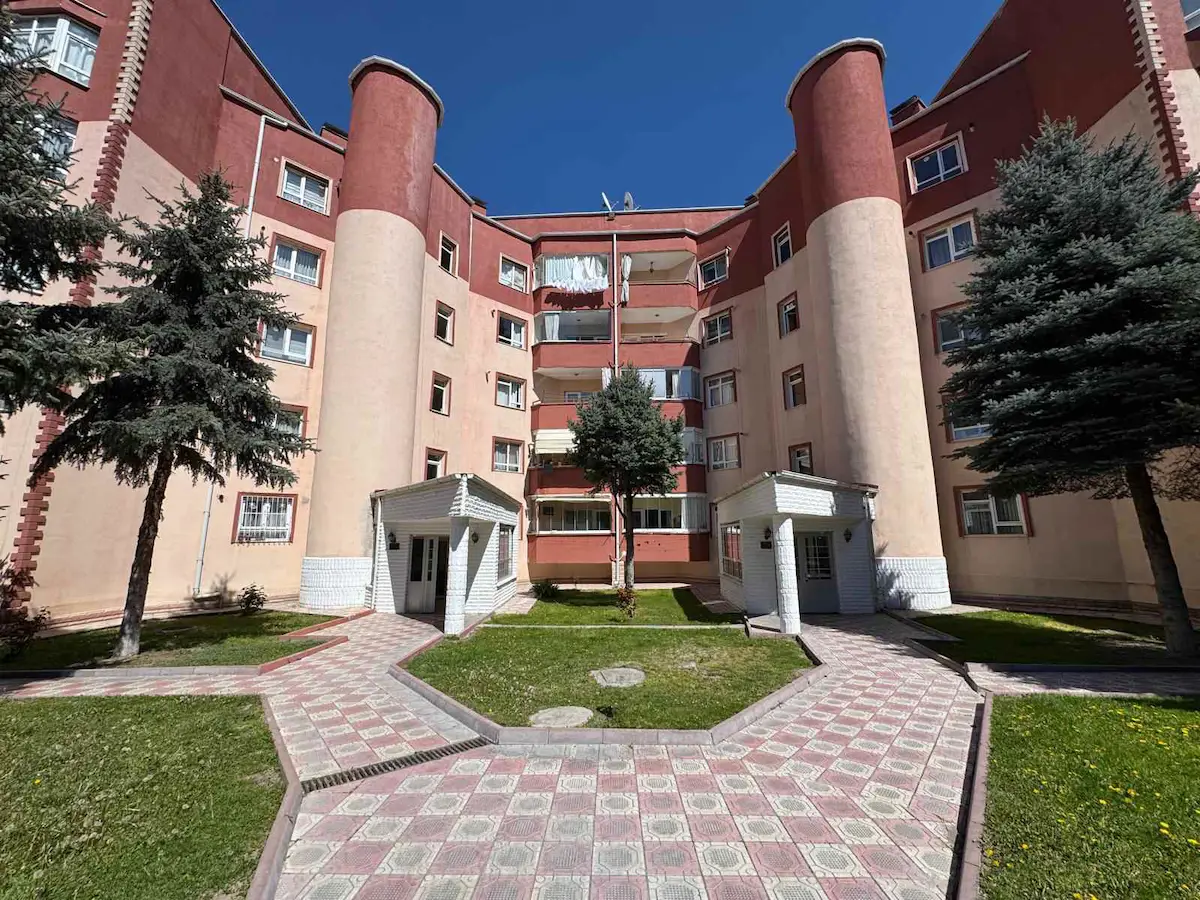 DAMLA ALINTERİ SİTESİNDE SATILIK 3+1 SATILIK DAİRE