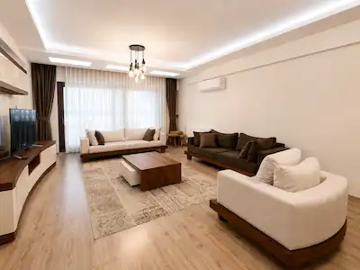 KARŞIYAKA BAHRIYE ÜÇOK'TA OTOPARKLI, GENIŞ 4+1 DAIRE