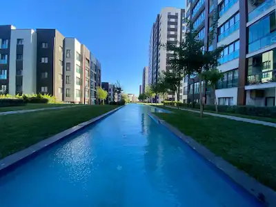 VİRA İSTANBUL 1. ETAP BÜYÜK 4,5+1 SATILIK 150M² DAİRE-REMAX KAYA