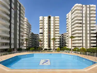 REMAX AVLU'DAN AKDENİZ MAH. 3+1  HAVUZLU AYLIK  KİRALIK DAİRE