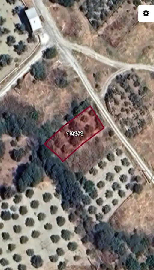BERGAMA EĞRİGÖL KÖYÜNDE %50 KÖYİÇİ İMARLI 464 MT2 SATILIK ARSA..