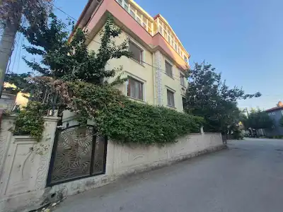 YAĞCILAR'DA GENİŞ VE FARAH 4+1 DAİRE