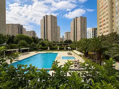 AĞAOĞLU MY WORLD EQUINOX SİTESİ - KİRALIK BÜYÜK TİP KİLERLİ 3+1