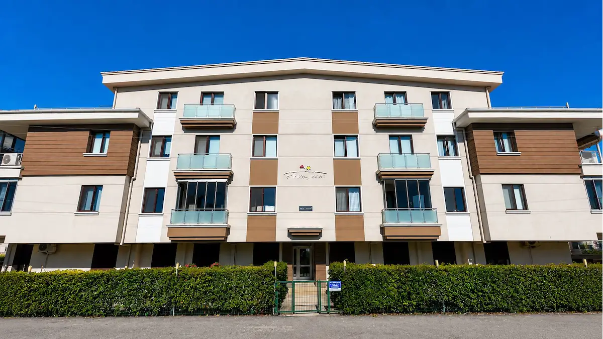 YALOVA ÇIFTLIKKÖY'DE DENIZE YAKIN SATILIK 4+2 DUBLEKS 