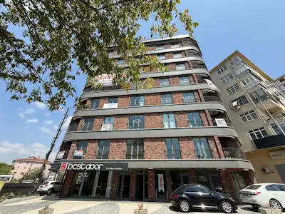KADIKÖY SAHRAYICEDİT SIFIR BİNADA BALKONLU İSKANLI LÜKS OFİSLER