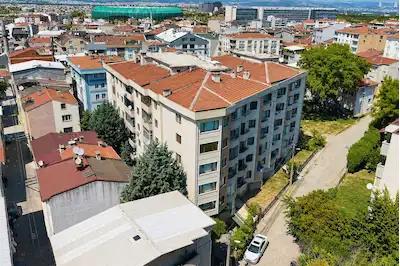 REMAX BEYAZ HÜDAVENDİGAR’DA KENT PARK’A YAKIN, 3+1 GİRİŞ KAT, GÜNEY-BATI CEPHELİ 165 M² DAİRE