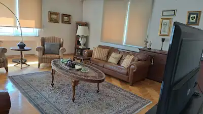 CADDEBOSTAN BİLİM SOK 4+1 FERAH 190M2 NET DAİRE/KİRALIK