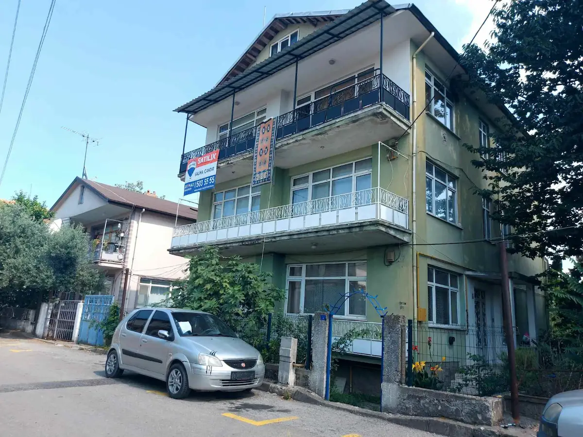 KAVAKLI'DA 271 M² ARSA İÇERISINDE SATILIK MÜSTAKIL MÜLK