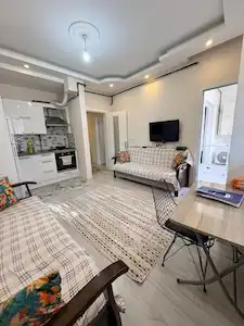 MURADİYE MERKEZ’DE EŞYALI 1+1 KİRALIK DAİRE