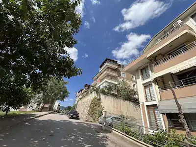 KOCAELİ YAVUZSULTAN DA SATILIK DENİZ MANZARALI GENİŞ SATILIK 4+1 DAİRE