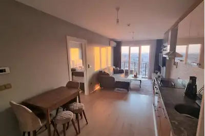 GÜLMAHAL RESİDENCE ANERİKAN MUTFAK 1+1 FIRSAT DAİRE (EŞYALI)